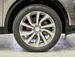 2024 Land Rover Discovery Sport P300e Dynamic SE