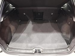 2025 Volvo XC40 Ultra B4 Dark
