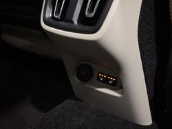 2024 Volvo XC40 Ultra B4 Bright
