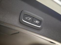 2024 Volvo XC40 Ultra B4 Bright