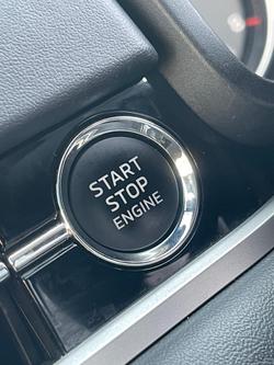2024 Mitsubishi Outlander ES