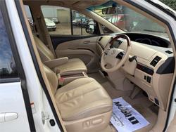 2015 TOYOTA TARAGO ULTIMA V6