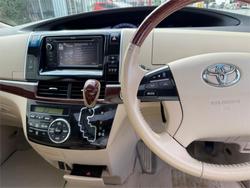 2015 TOYOTA TARAGO ULTIMA V6