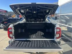 2021 Toyota Hilux SR5