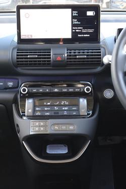 2026 Hyundai INSTER Cross