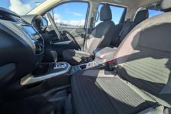 2021 Nissan Navara SL