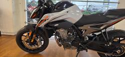 2024 Ktm 790 DUKE Grey