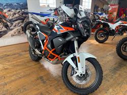 2026 Ktm 1390 SUPER ADVENTURE R Orange