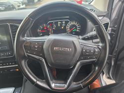 2021 Isuzu MU-X LS-T