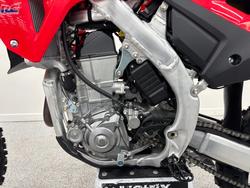 2026 Honda CRF450R Red