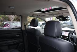 2019 Mitsubishi Outlander Exceed
