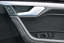 2022 Volkswagen Touareg 210TDI R-Line