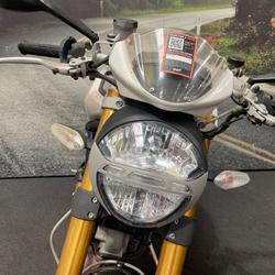 2009 DUCATI MONSTER 1100 S White