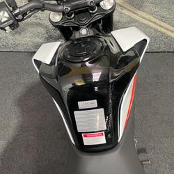 2022 Ktm 390 DUKE White