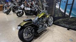 2013 Harley-Davidson CVO Breakout (FXSBSE) CVO Gold