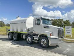 2014 Western Star 4700 Series 4784SB White