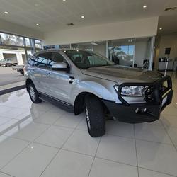 2017 Ford Everest Trend