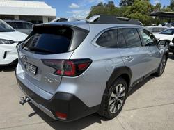 2023 Subaru Outback AWD Touring XT