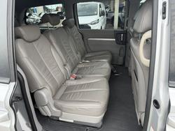 2014 Kia Grand Carnival Platinum