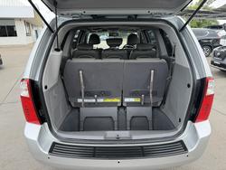 2014 Kia Grand Carnival Platinum