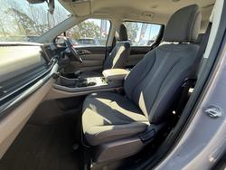 2023 Kia Carnival S