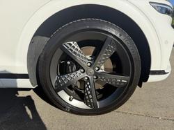 2022 Genesis GV70 3.5T AWD Sport JK.V1 MY22 AWD Uyuni White