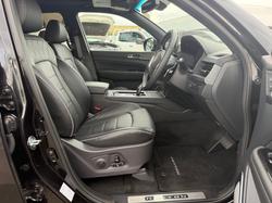 2023 SsangYong Rexton Ultimate Y461 MY24 4X4 Dual Range Space Black