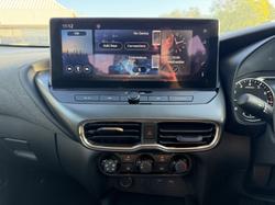 2025 Nissan JUKE ST F16 MY25 Pearl White
