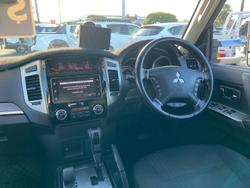 2017 Mitsubishi Pajero GLX