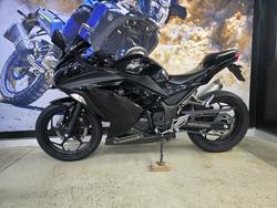 2013 Kawasaki NINJA 300 BLACK