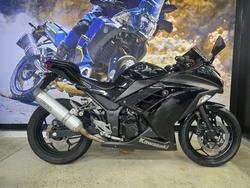 Kawasaki Ninja 300