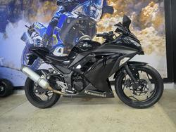 2013 Kawasaki NINJA 300 BLACK