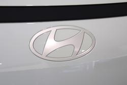 2026 Hyundai STARIA LOAD