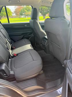 2025 Ford Everest Ambiente