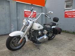 2008 HARLEY-DAVIDSON FLSTF FAT BOY WHITE