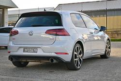 2017 Volkswagen Golf GTI Performance Edition 1