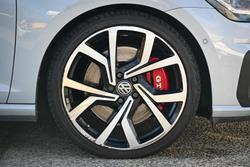2017 Volkswagen Golf GTI Performance Edition 1
