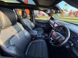 2024 Ford Everest Platinum