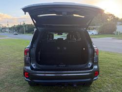 2024 Ford Everest Platinum