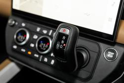 2025 Land Rover Defender 110 D350 X-Dynamic HSE