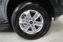2025 Ford Everest Ambiente