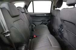 2025 Ford Everest Ambiente