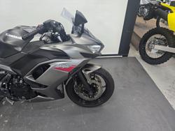2022 Kawasaki NINJA 650L Black