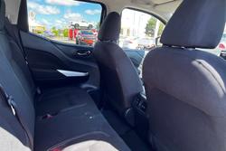 2020 Nissan Navara ST