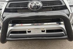 2021 Toyota Hilux SR5