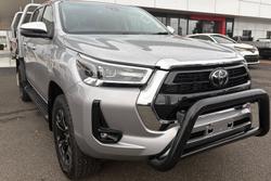 2021 Toyota Hilux SR5