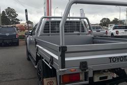 2021 Toyota Hilux SR5