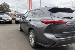 2021 Toyota Kluger Grande