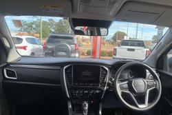 2021 Isuzu MU-X LS-M