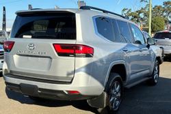 2023 Toyota Landcruiser VX